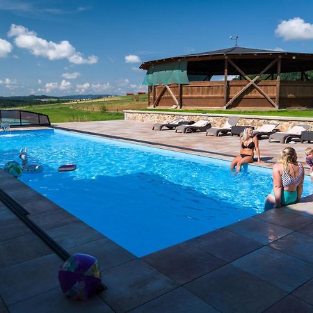 Ranch Jestrebice Otel Hermanicky Dış mekan fotoğraf