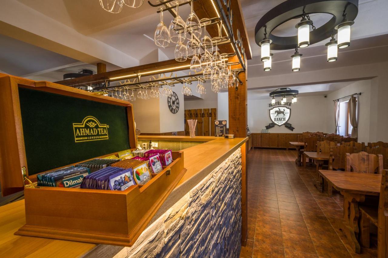 Ranch Jestrebice Otel Hermanicky Dış mekan fotoğraf