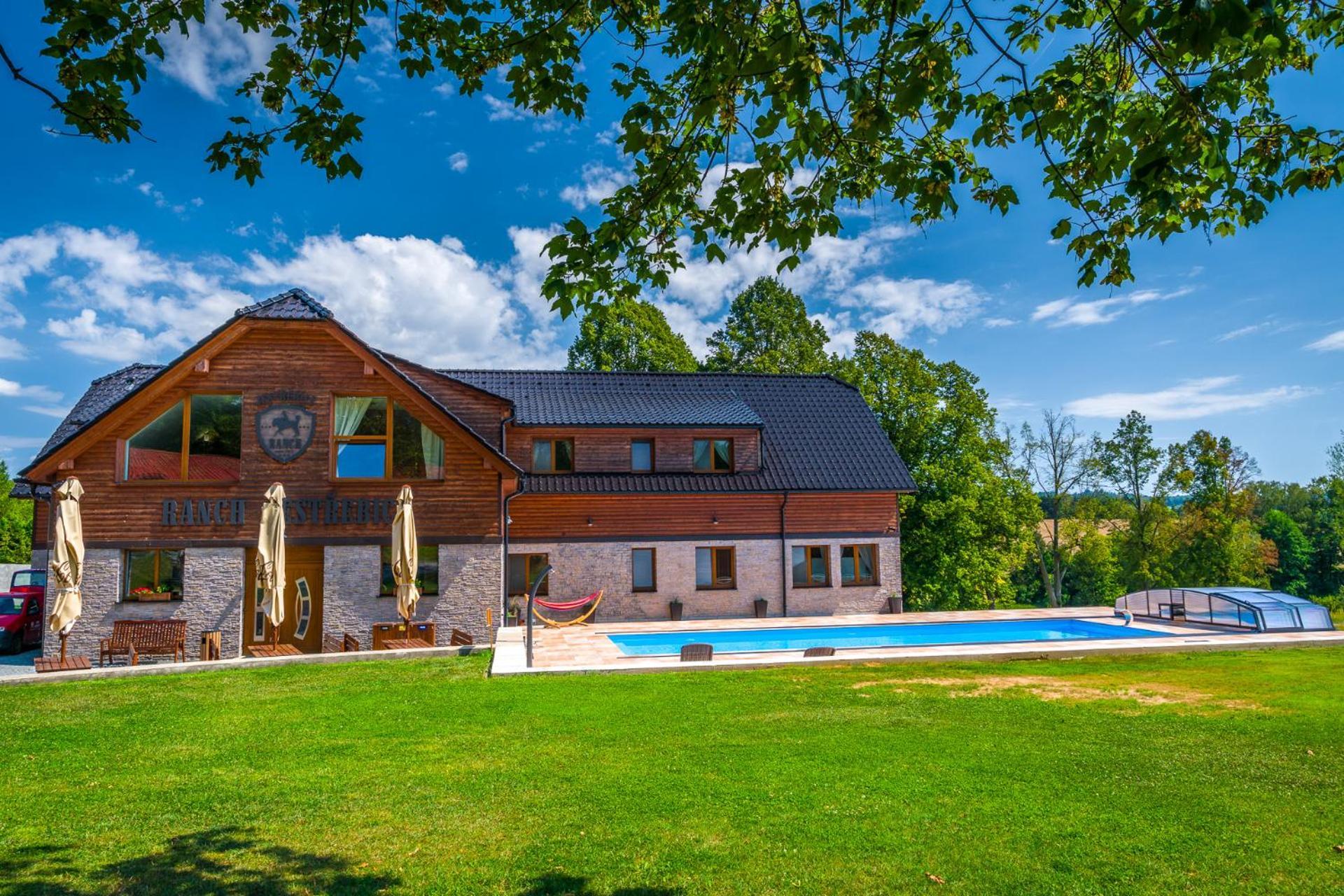 Ranch Jestrebice Otel Hermanicky Dış mekan fotoğraf